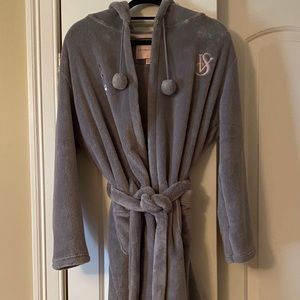 NWT Victoria Secret  Robe